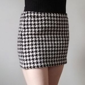 B&W Mini Skirt